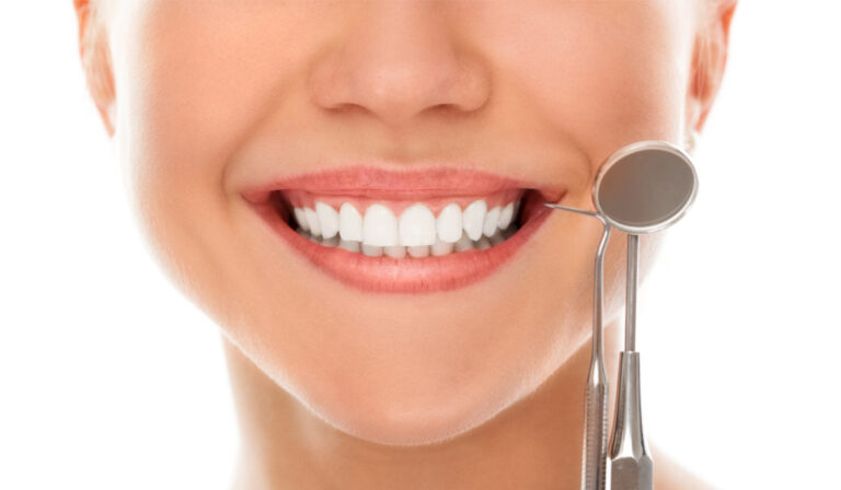 Dickson Street Dental | How to Choose the Right Cosmetic Dentist for Your Smile Makeover